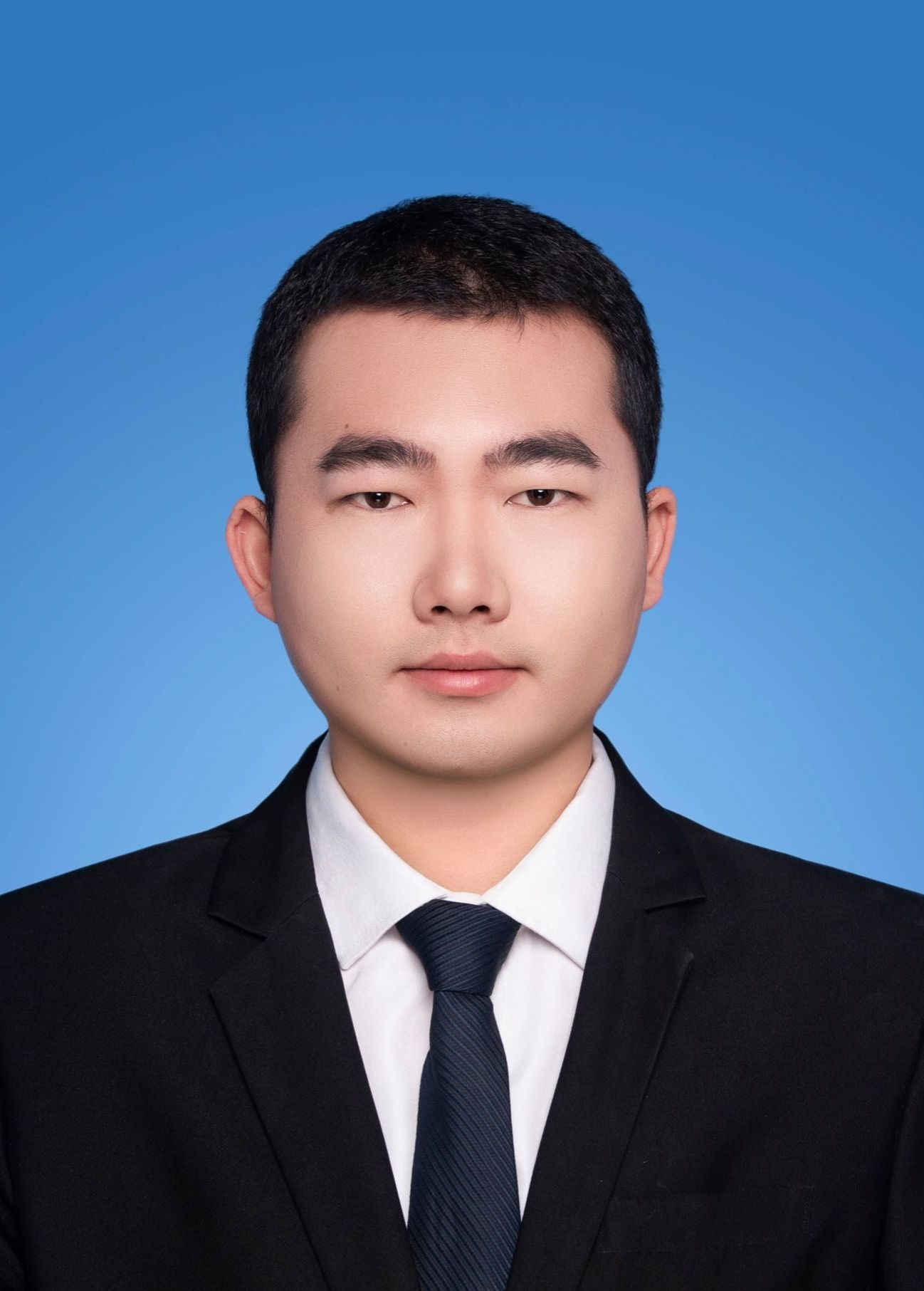 梁振华